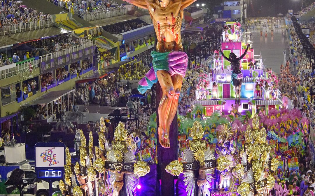 Carnaval e Religião em desfile: imagens como produções/ferramentas sociológicas